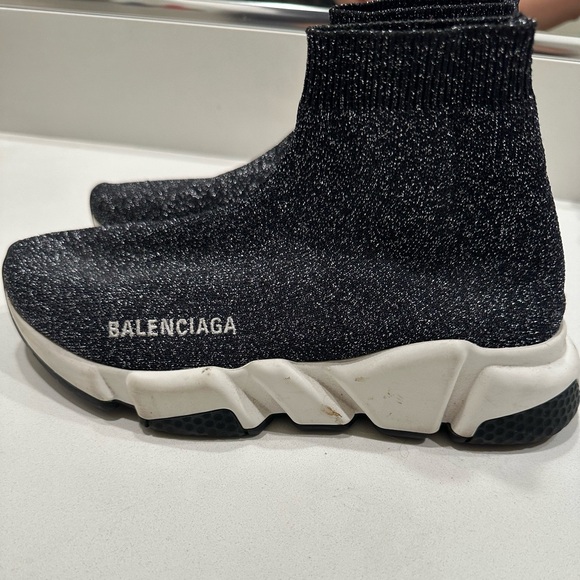 Balenciaga shoes - Picture 4 of 8